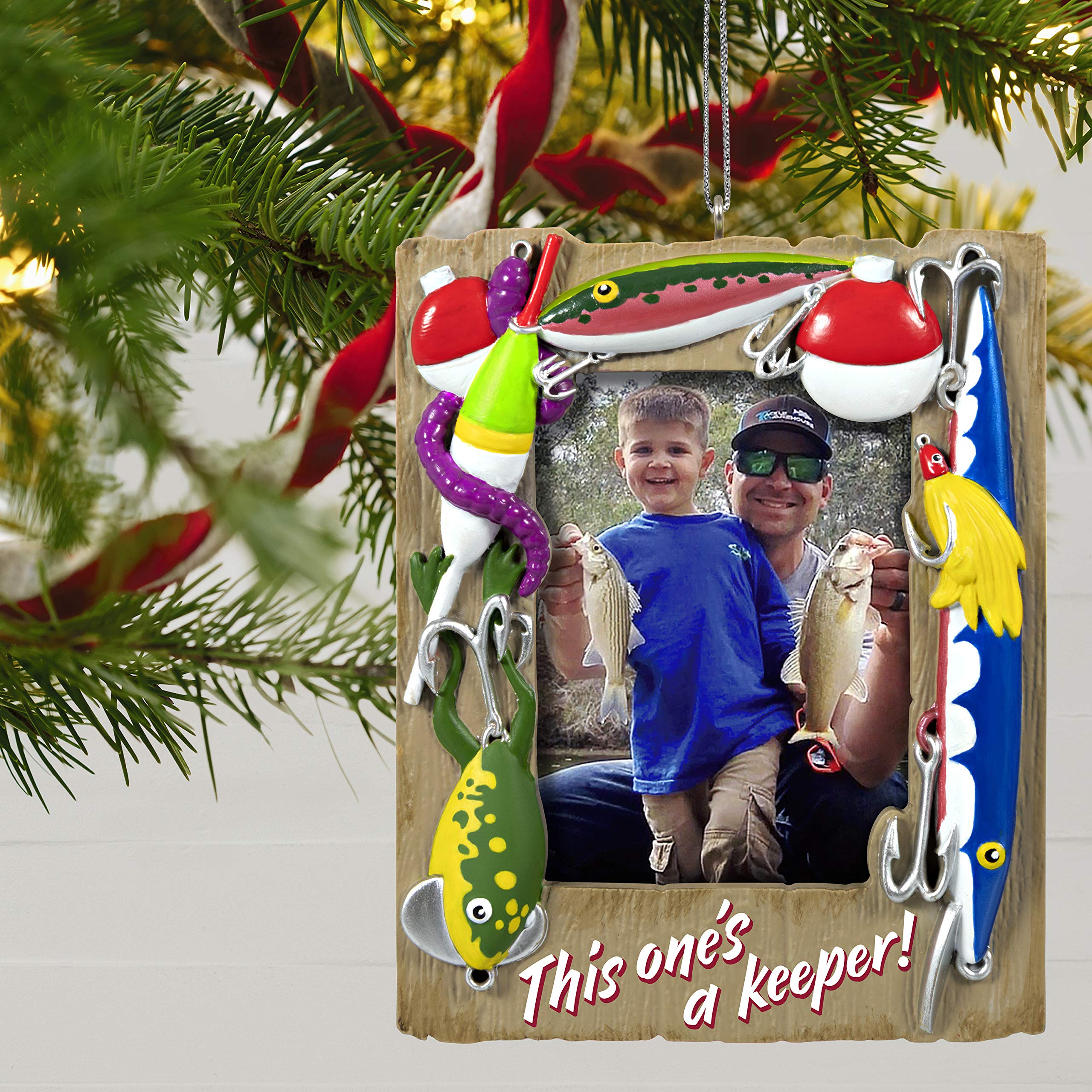 Hallmark Keepsake Christmas Ornament 2020, A Reel Keeper Fishing Photo Frame (1599QGO1951)