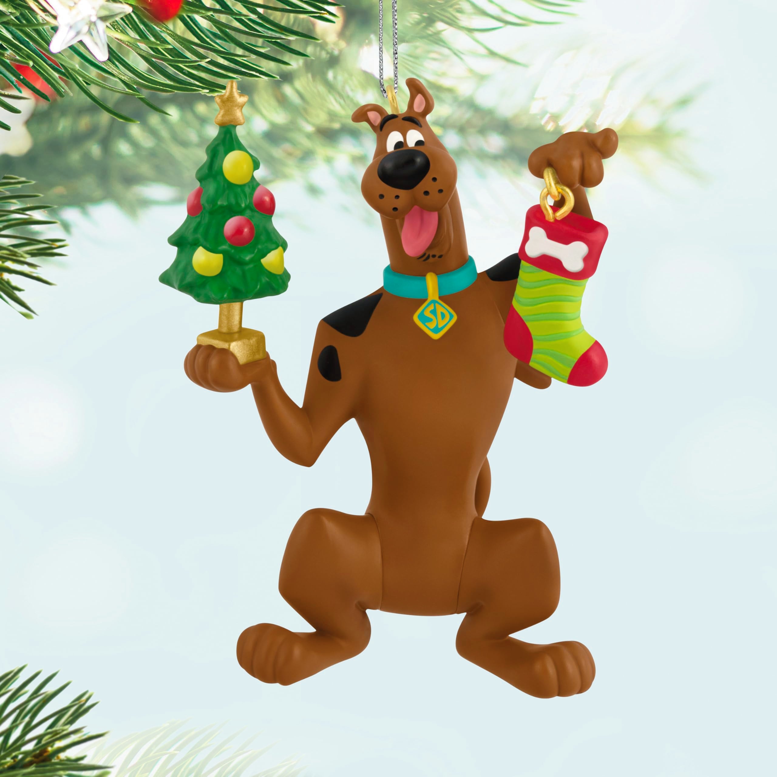 Festive Scooby, Scooby-Doo 2025 Hallmark Keepsake Christmas Ornament