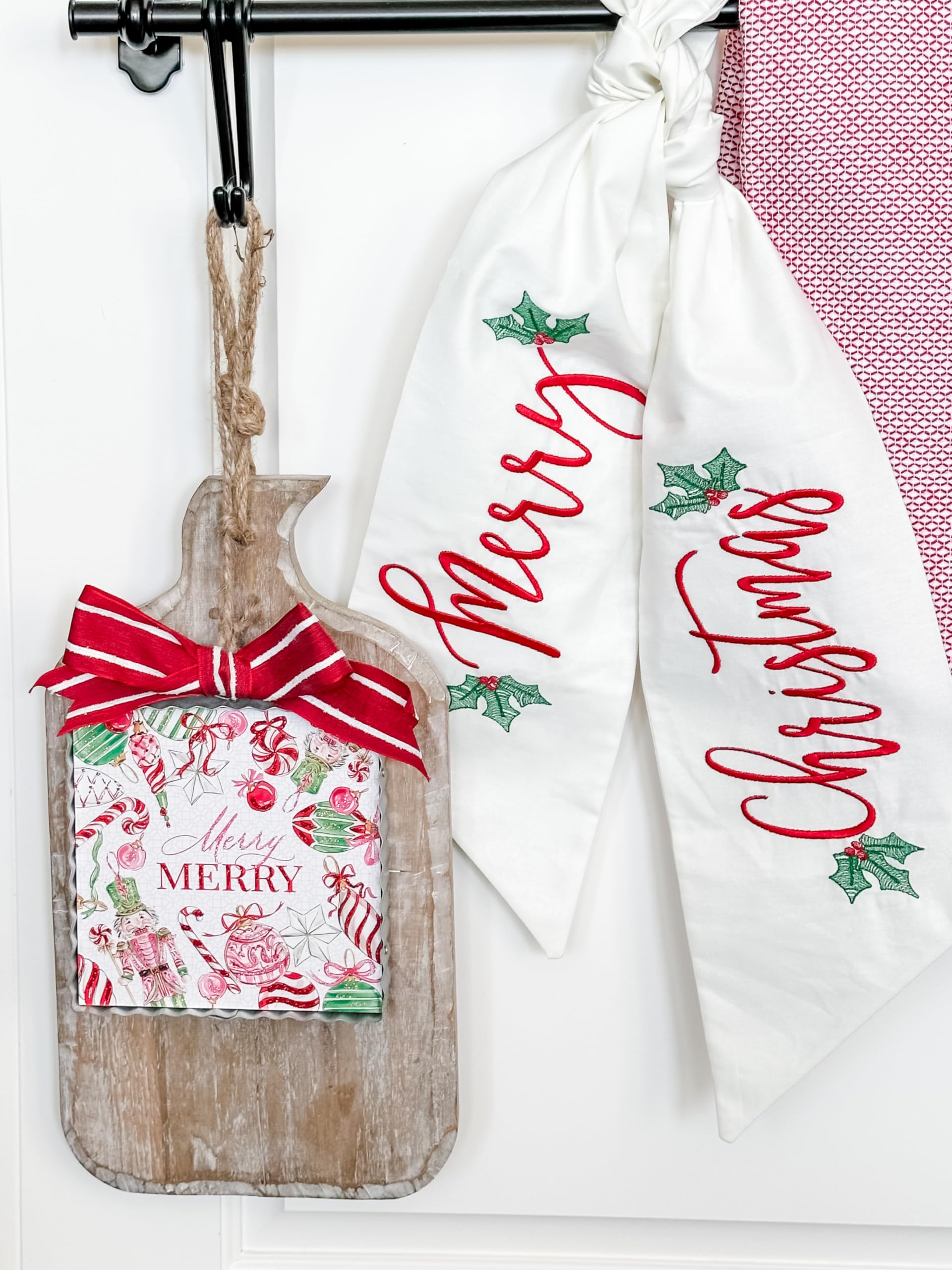 The Round Top Collection Pink Nutcracker "Merry Merry" Crimped Metal Plaque