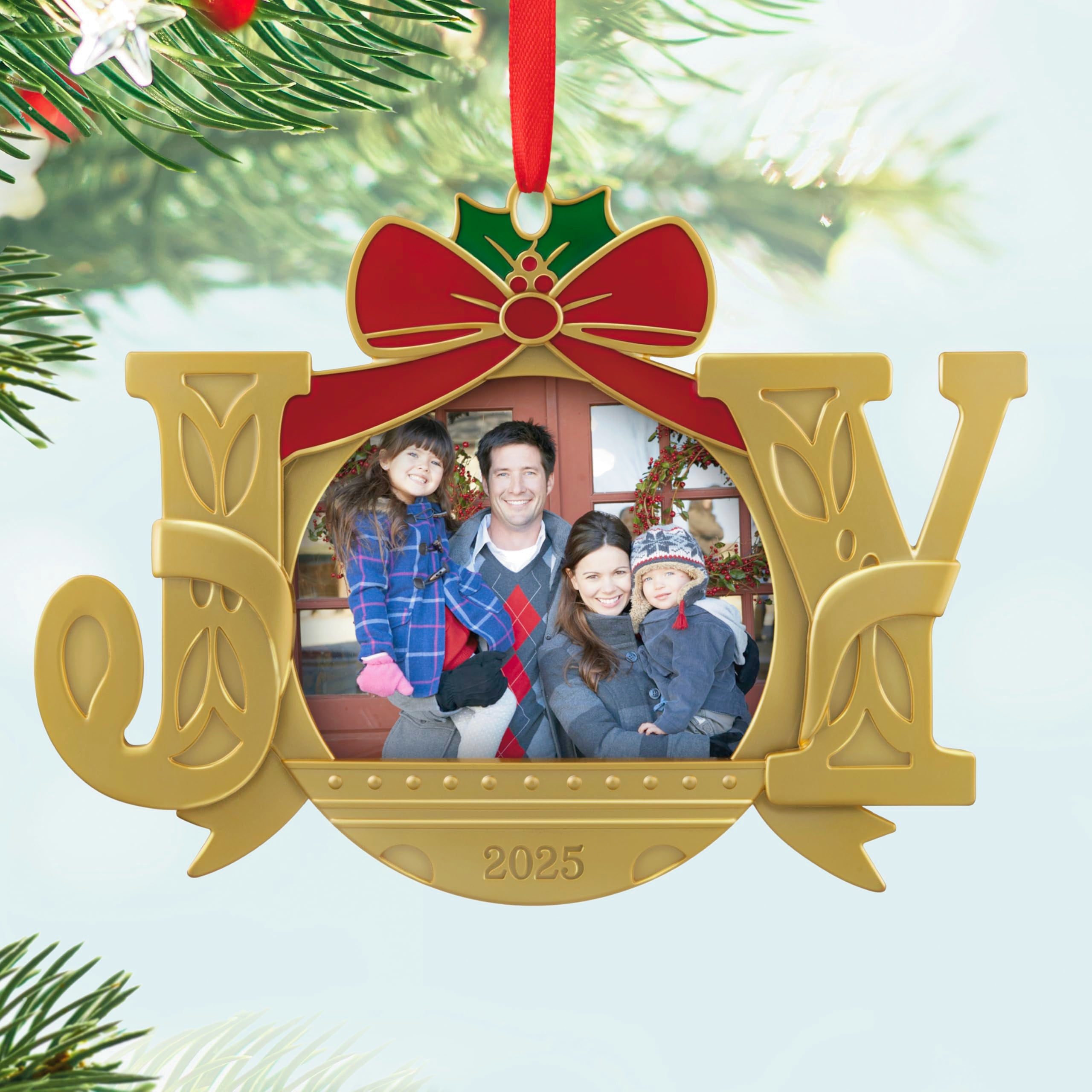 A Joy To Behold 2025 Hallmark Christmas Ornament
