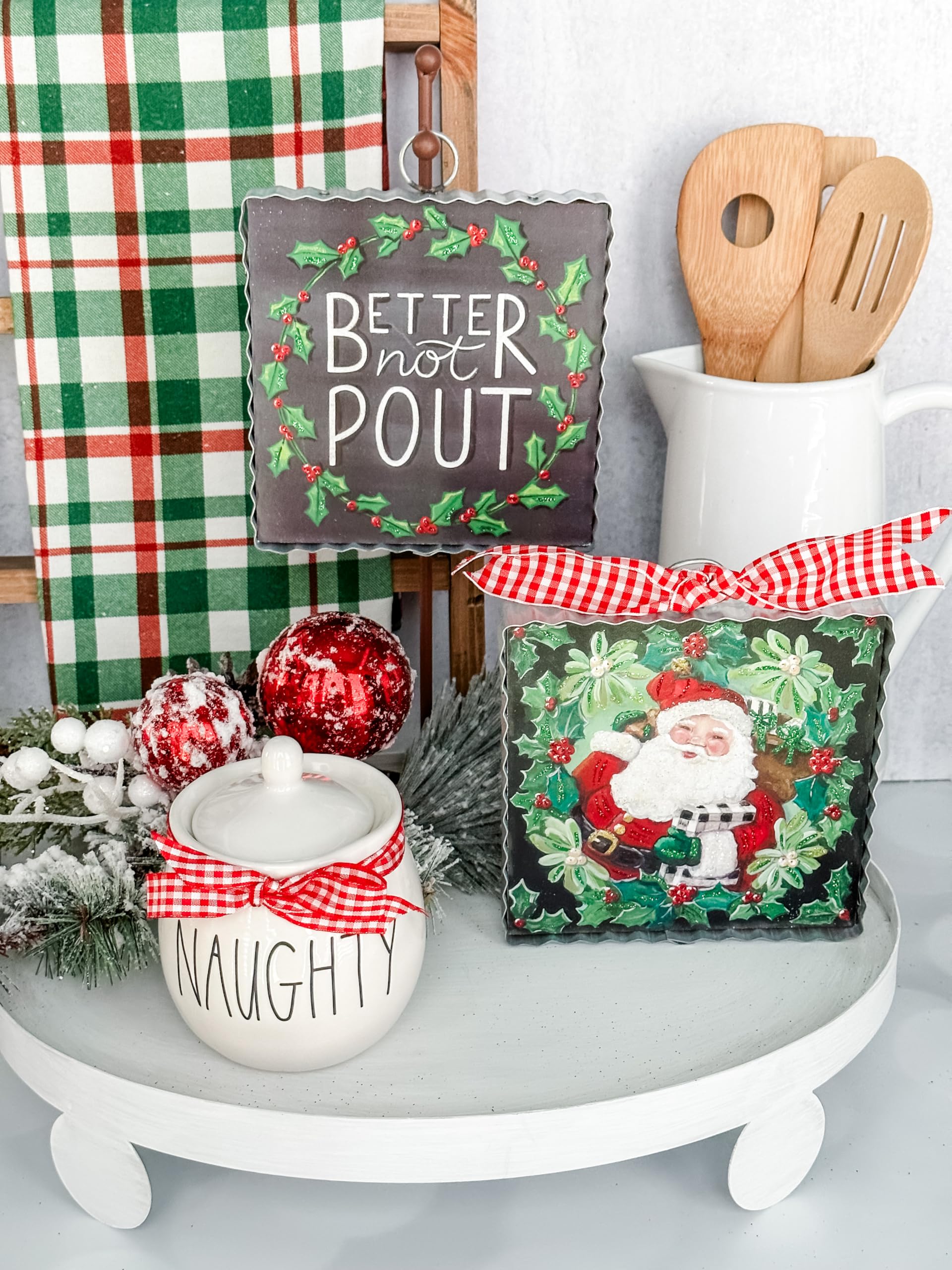 The Round Top Collection Mini Hamilton Holly Santa Crimped Metal Plaque