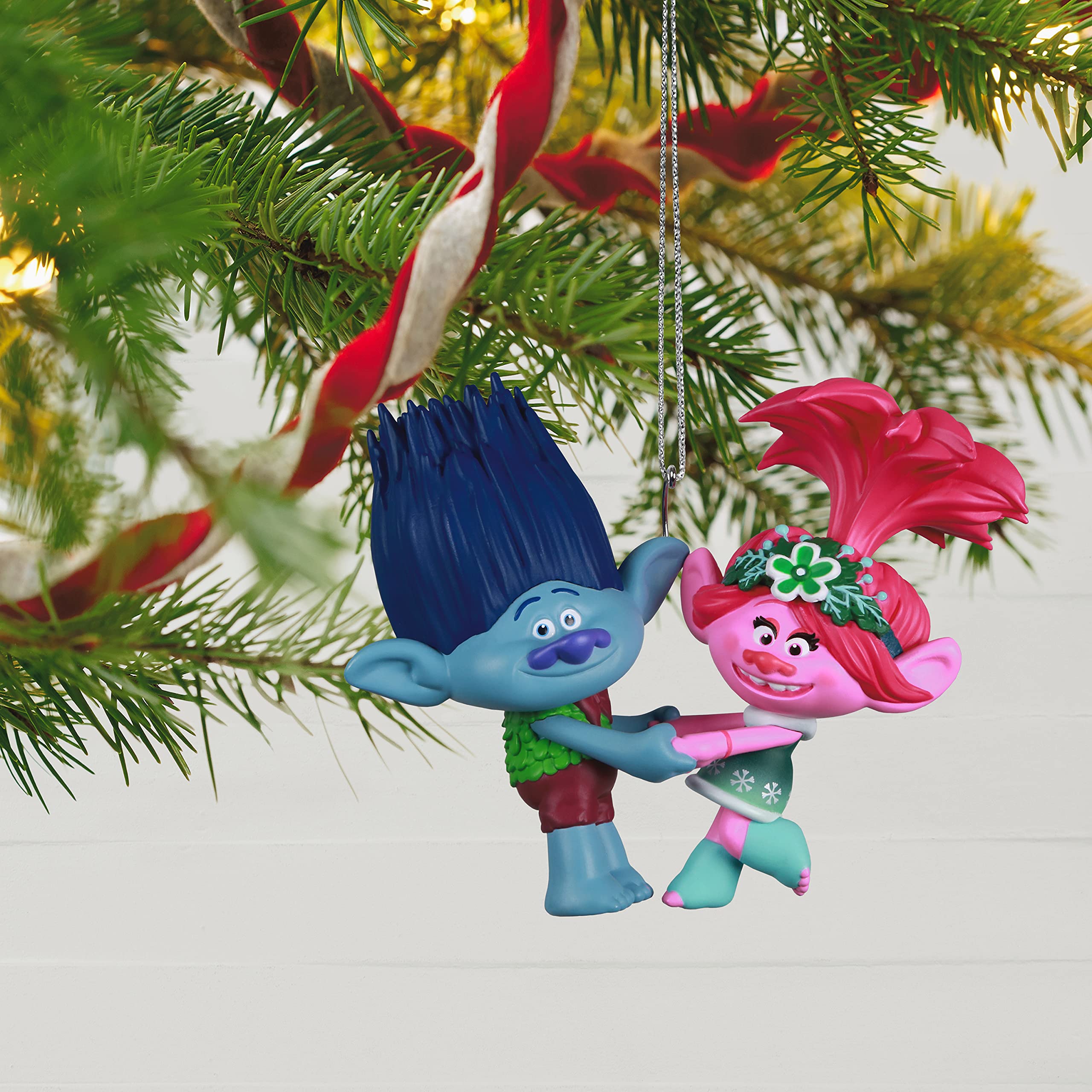 Trolls Holiday in Harmony Hallmark Keepsake Christmas Ornament 2021