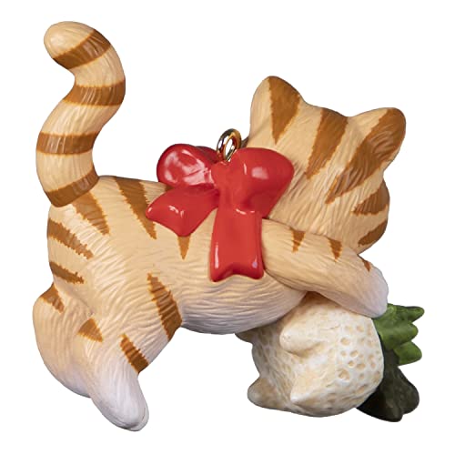 Hallmark Keepsake Christmas Ornament 2022, Mischievous Kittens Tabby, Mini Tree Ornament,Plastic