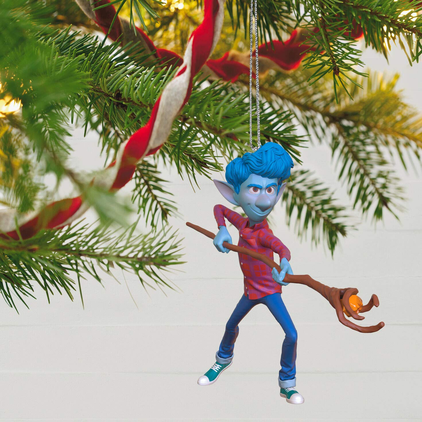 Hallmark Keepsake Christmas Ornament 2020, Disney/Pixar Onward Ian Lightfoot (1799QXD6641)