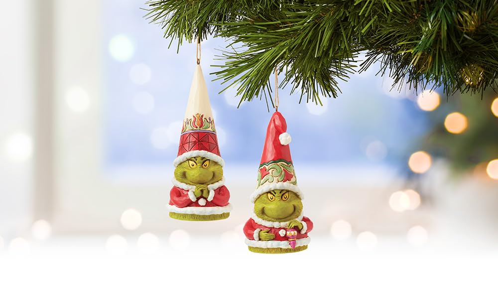 Grinch Gnome Clenched Hands