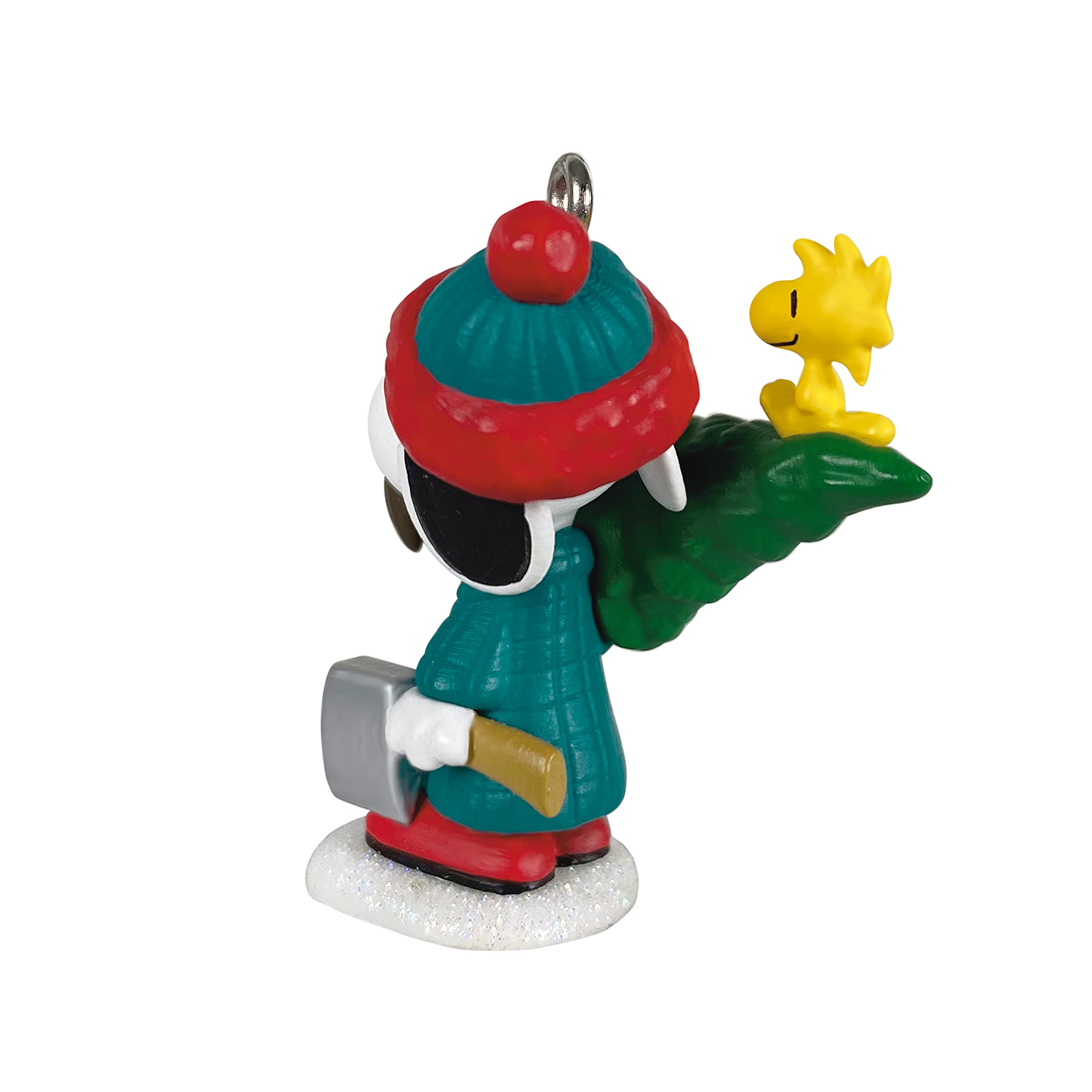 Hallmark Keepsake 1.26" Miniature Christmas Ornament 2021, Peanuts Winter Fun with Snoopy, Mini