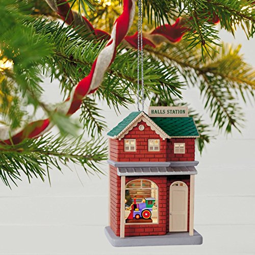 Hallmark Keepsake Ornament Korners Halls Station 2017